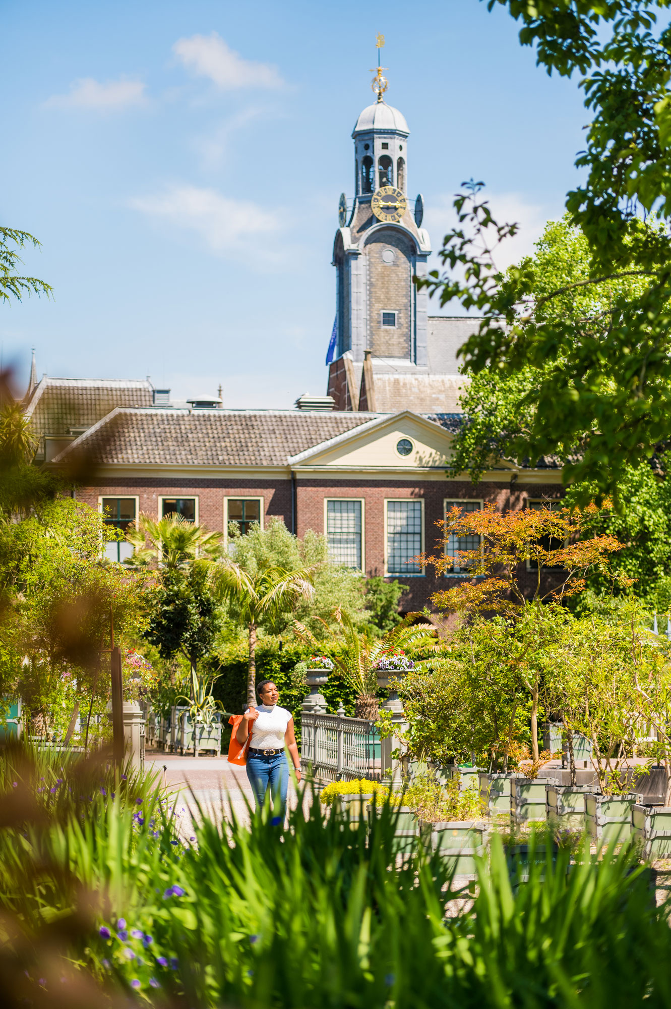 A top-ranked university - Brochures Universiteit Leiden