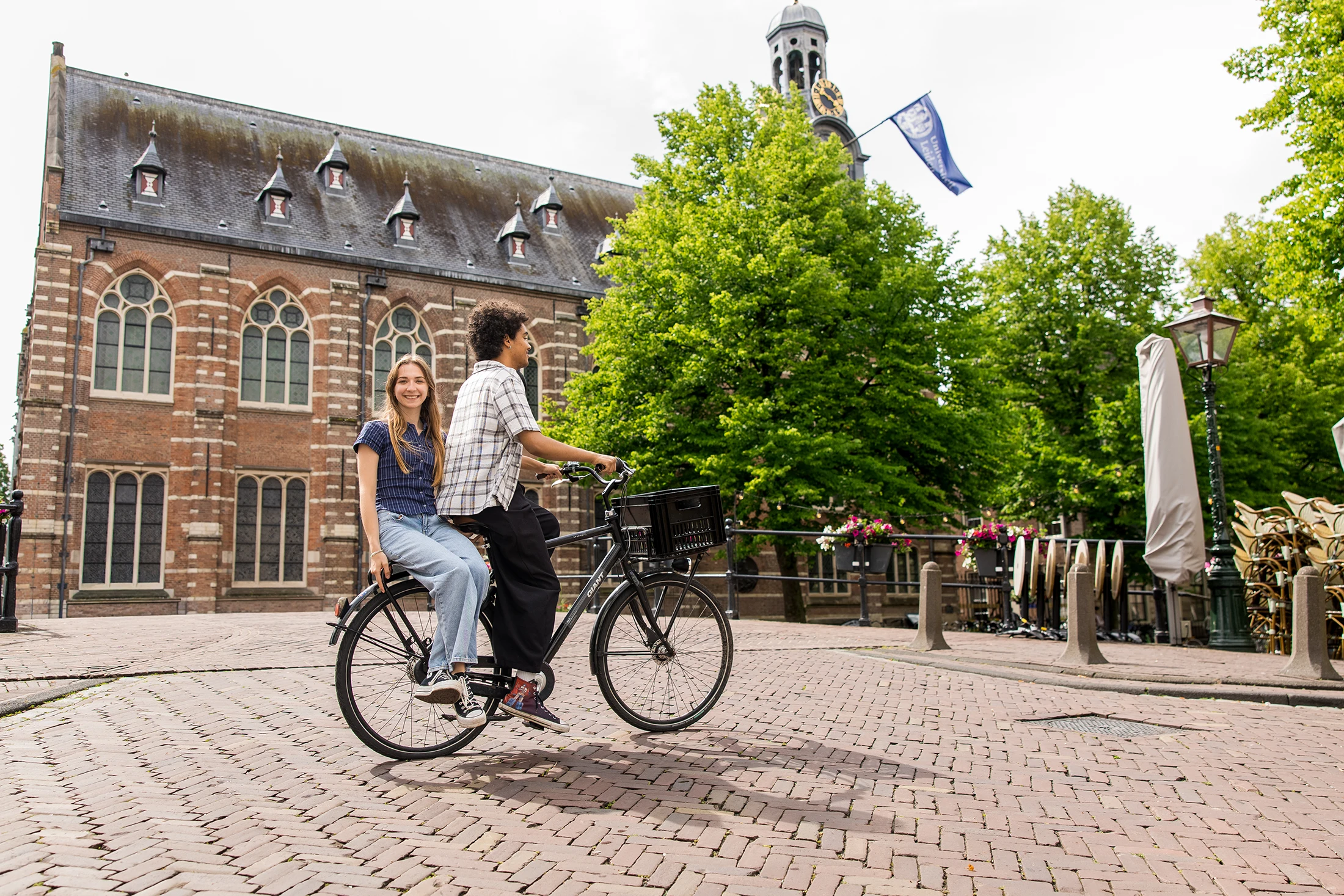 Pagina   A world renowned university
